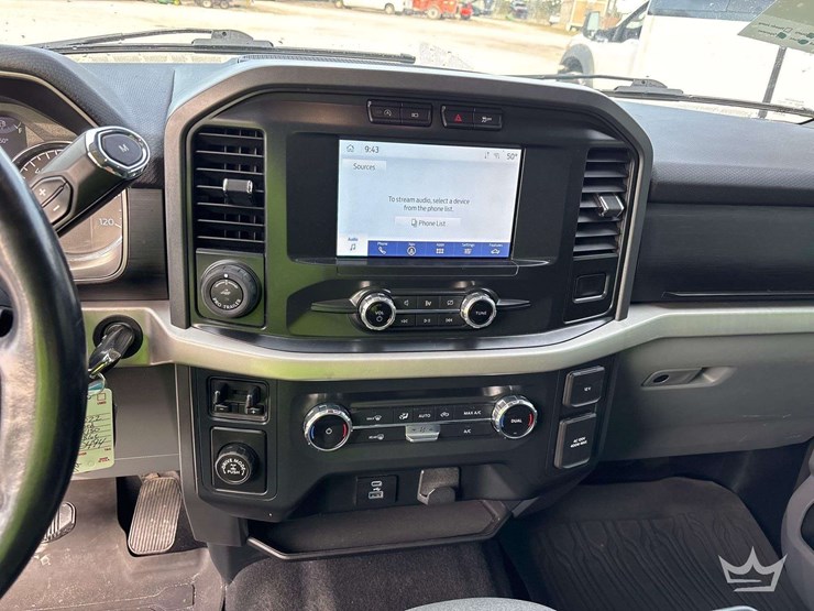 2022-ford-f150-image-18