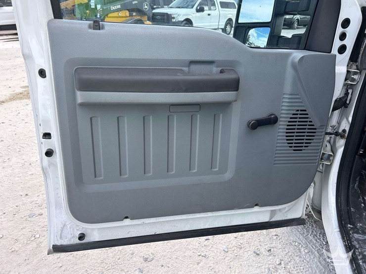 2015-ford-f250-image-11