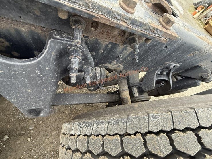 2017-international-prostar-image-47