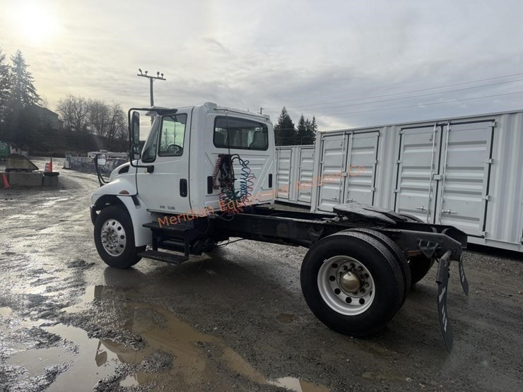 2002-international-4400lp-image-4