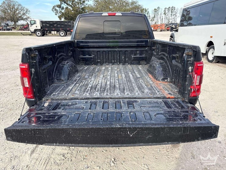 2022-ford-f150-image-10