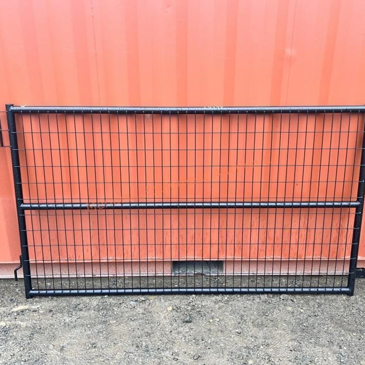 7.5' X 48" Mesh Panel New, Bid $ X 4