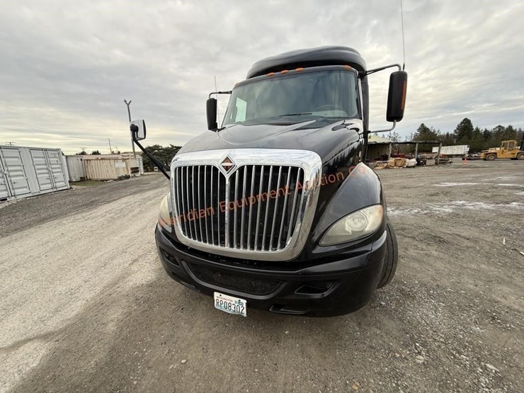 2017-international-prostar-image-14