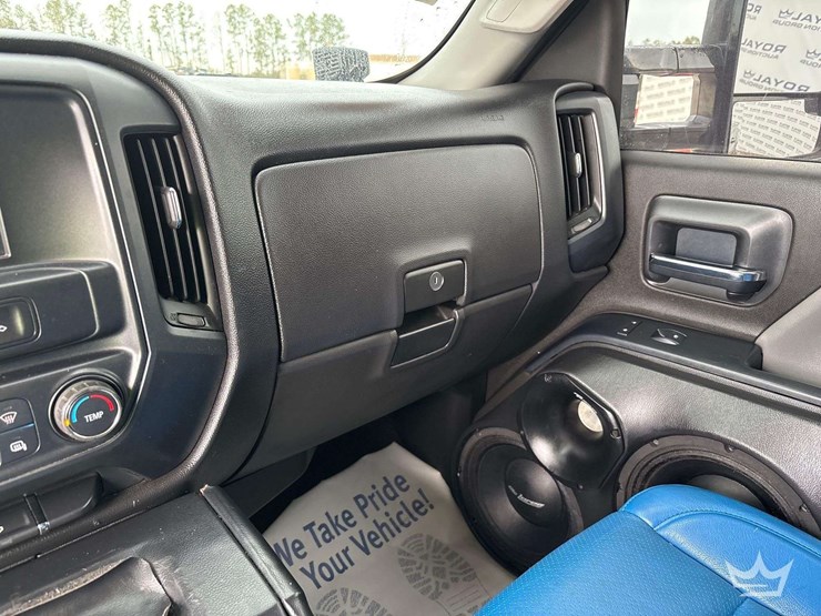 2017-gmc-sierra-1500-image-23