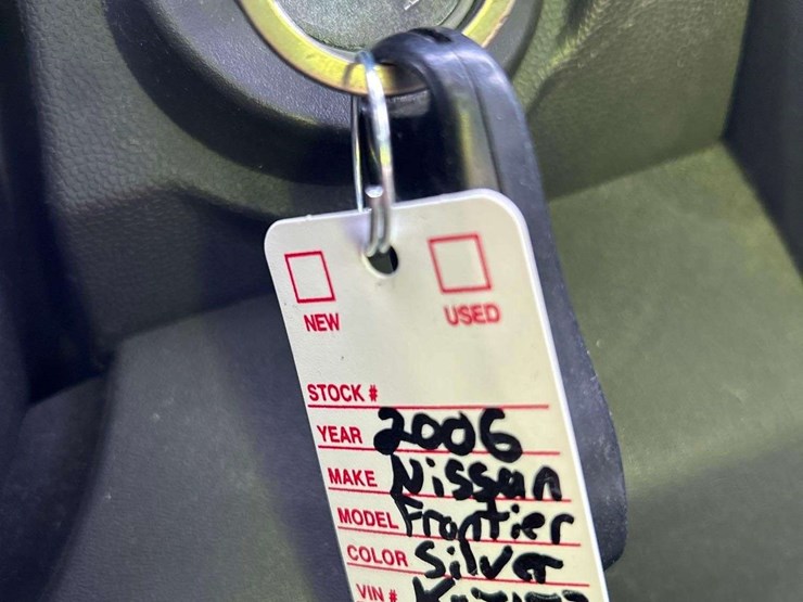 2006-nissan-frontier-image-28