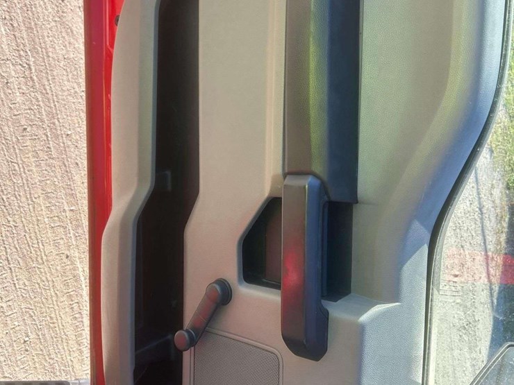 2019-ford-f150-image-5