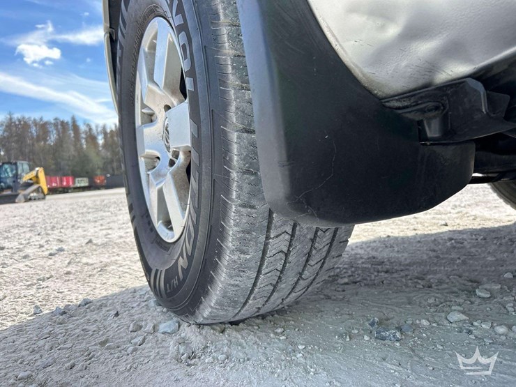 2006-nissan-frontier-image-21