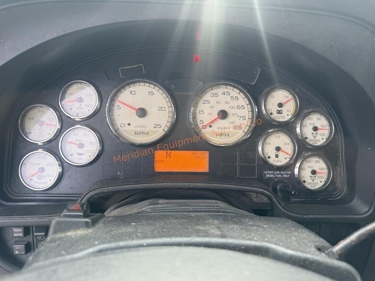 2017-international-prostar-image-60