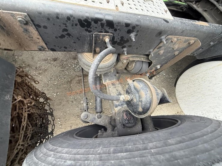 2017-international-prostar-image-56