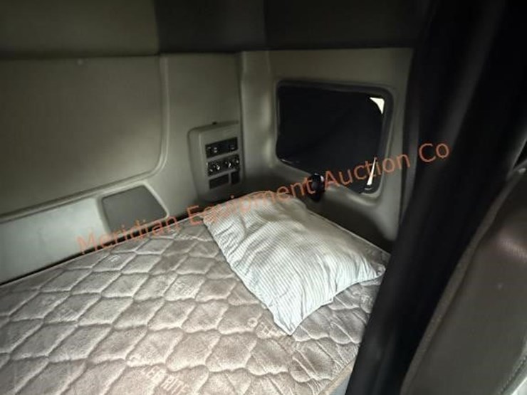 international-prostar-image-60