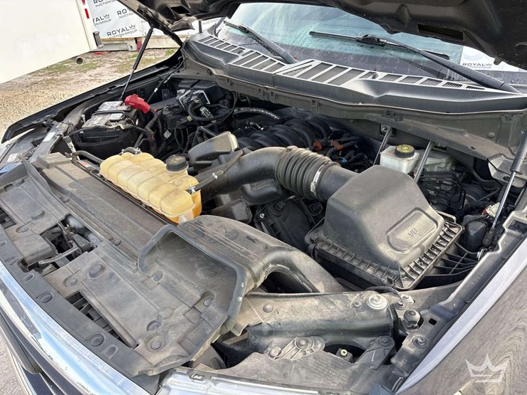 2022-ford-f150-image-12