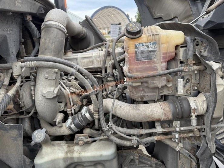 2017-international-prostar-image-63