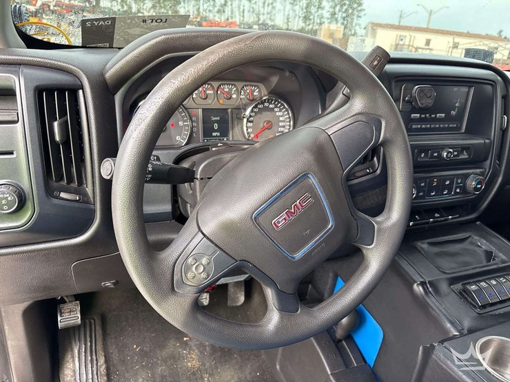 2017-gmc-sierra-1500-image-15