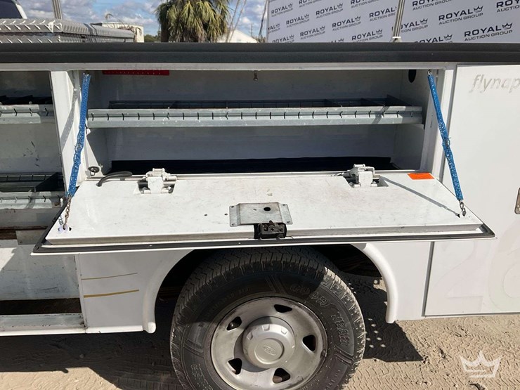 2008-ford-f250-image-34