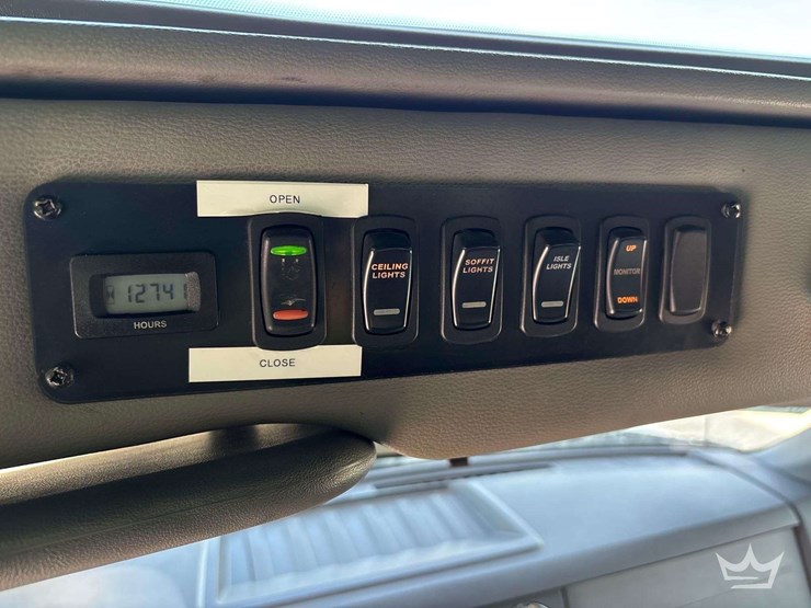 2013-ford-f550-image-25