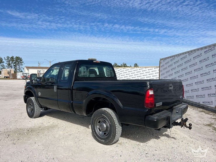 2015-ford-f350-image-4