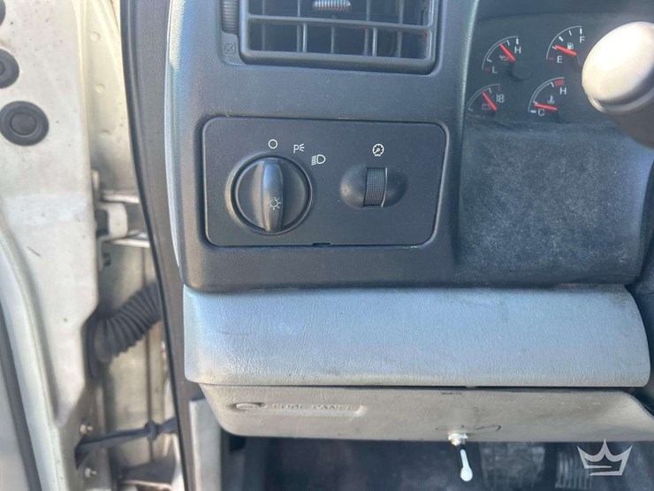 2009-ford-f750-image-14