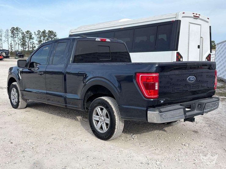 2022-ford-f150-image-3