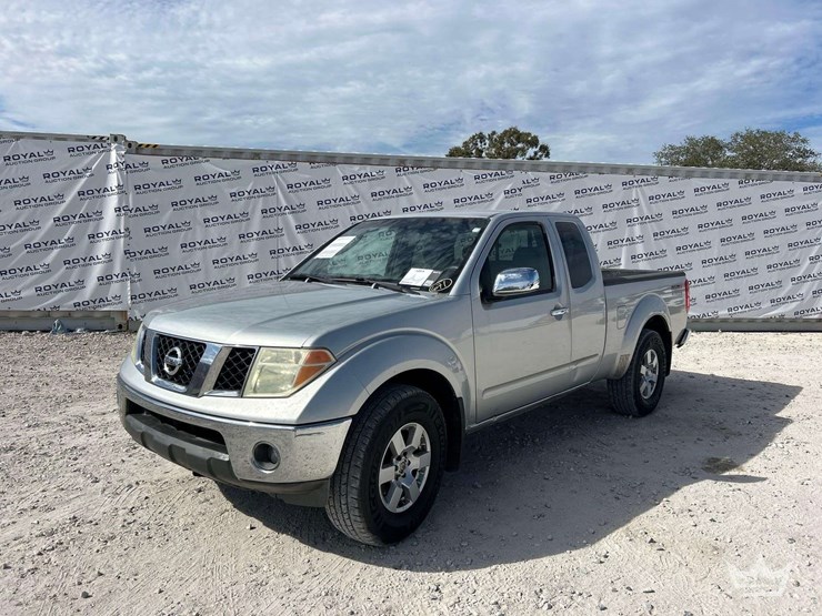2006-nissan-frontier-image-1