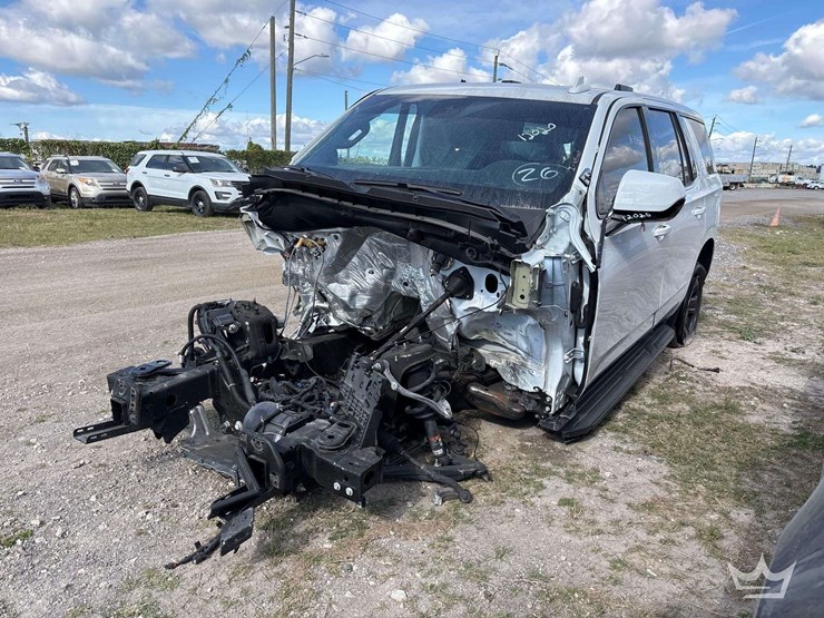 2024-chevrolet-tahoe-image-1
