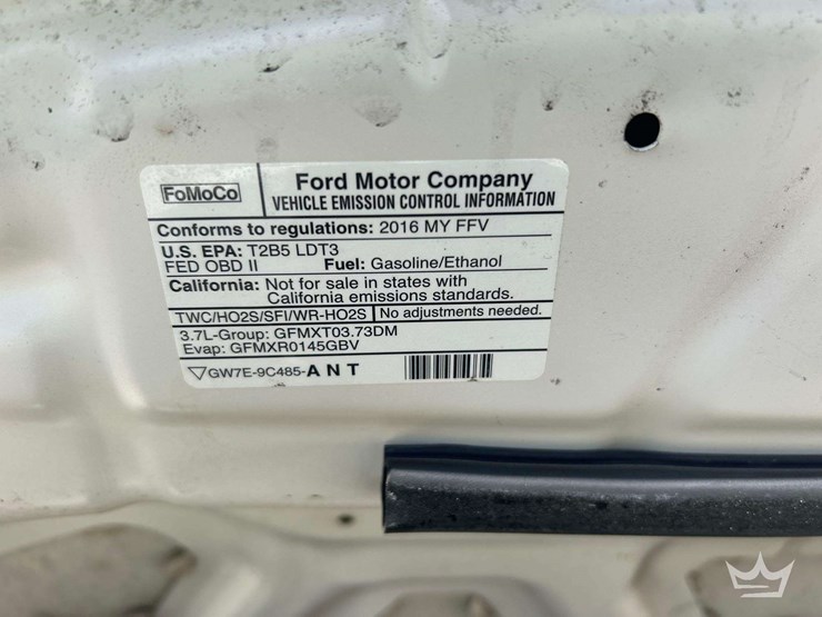 2016-ford-explorer-image-10