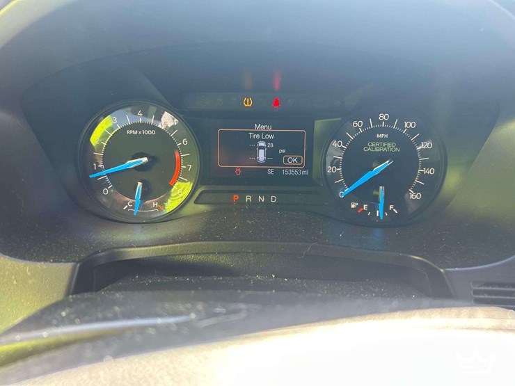 2016-ford-explorer-image-12