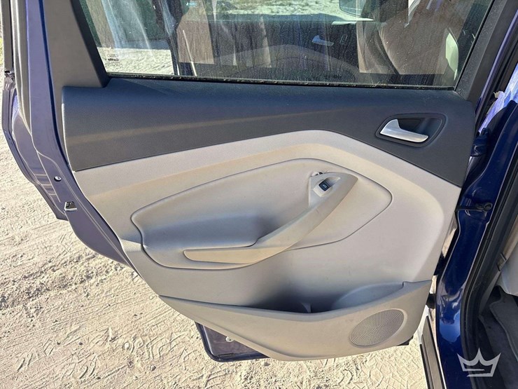 2014-ford-escape-image-16