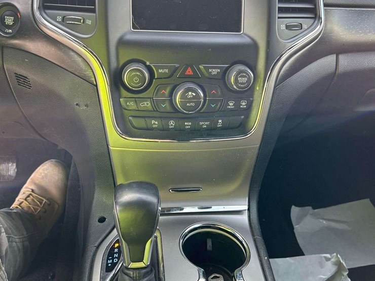 2018-jeep-grand-cherokee-image-16