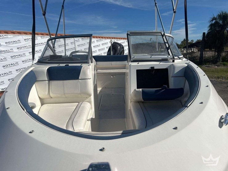 2014-bayliner-180-boat-with-t/a-boat-trailer-image-40