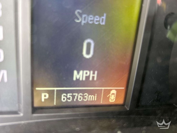 2015-chevrolet-suburban-image-6