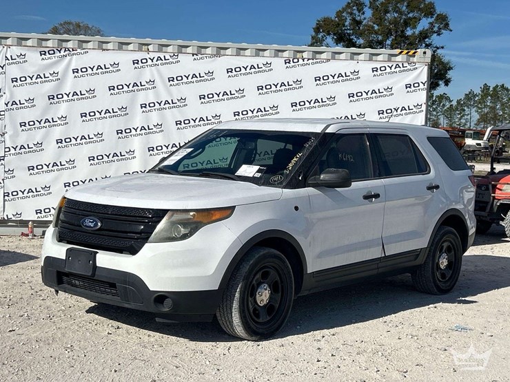 2015-ford-explorer-image-1
