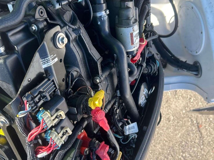 2014-bayliner-180-boat-with-t/a-boat-trailer-image-34