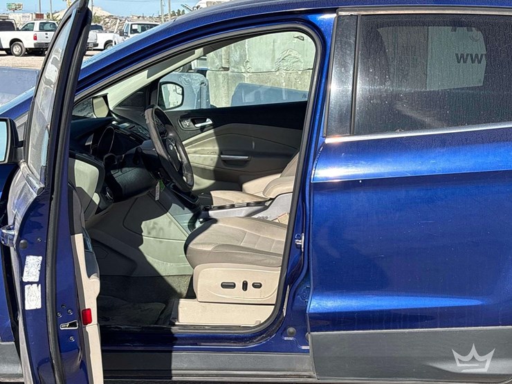 2014-ford-escape-image-9