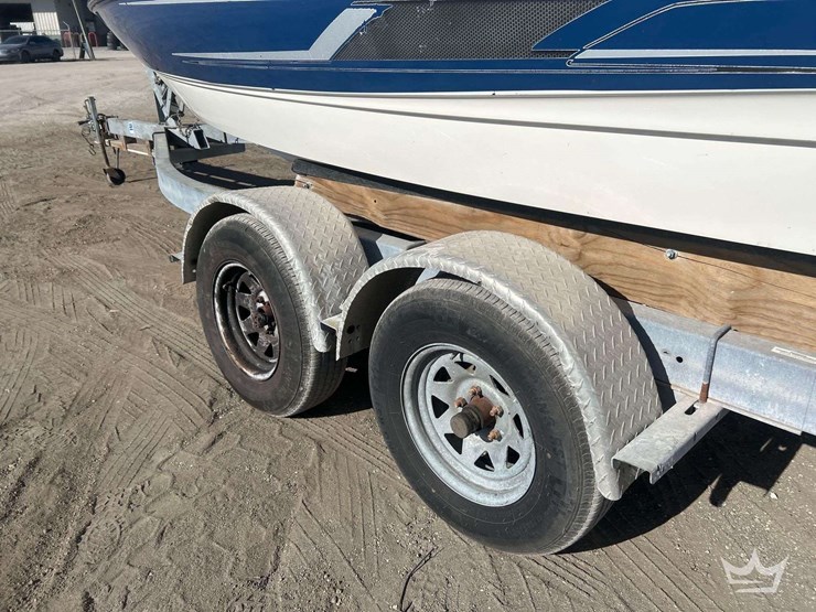 2014-bayliner-180-boat-with-t/a-boat-trailer-image-38