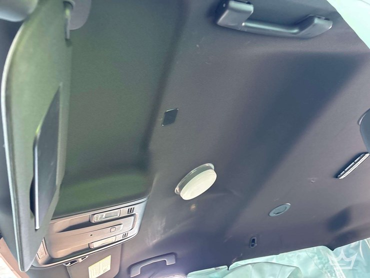 2024-chevrolet-tahoe-image-10