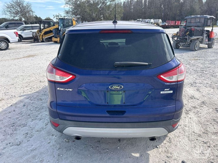 2014-ford-escape-image-21
