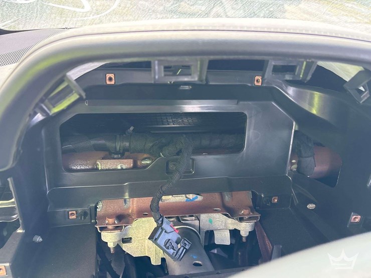 2024-chevrolet-tahoe-image-8