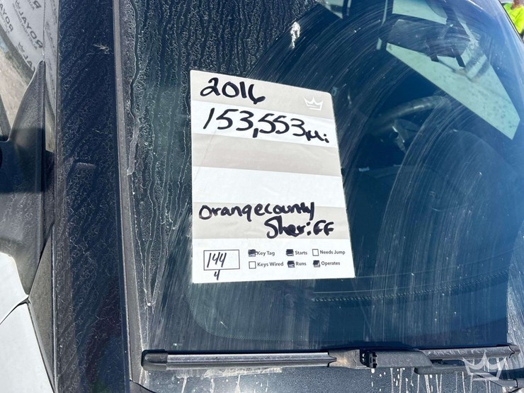 2016-ford-explorer-image-22