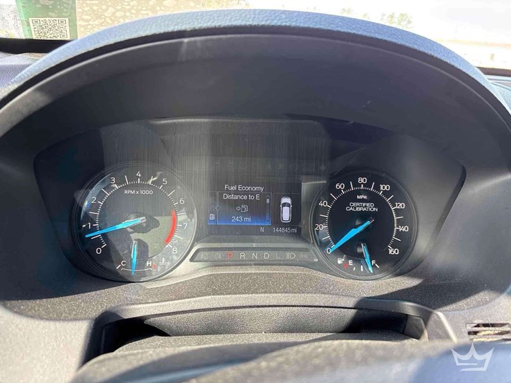 2016-ford-explorer-image-16