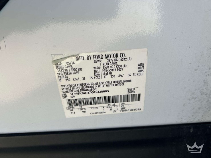 2016-ford-explorer-image-5