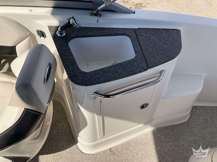 2012-chaparral-sunesta-boat-with-20ft.-t/a-continental-boat-trailer-image-25