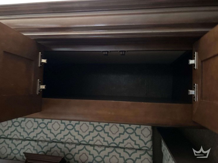 2018-freightliner-thor-venetian-400xcr-a40-41ft.-class-a-motorhome-image-41