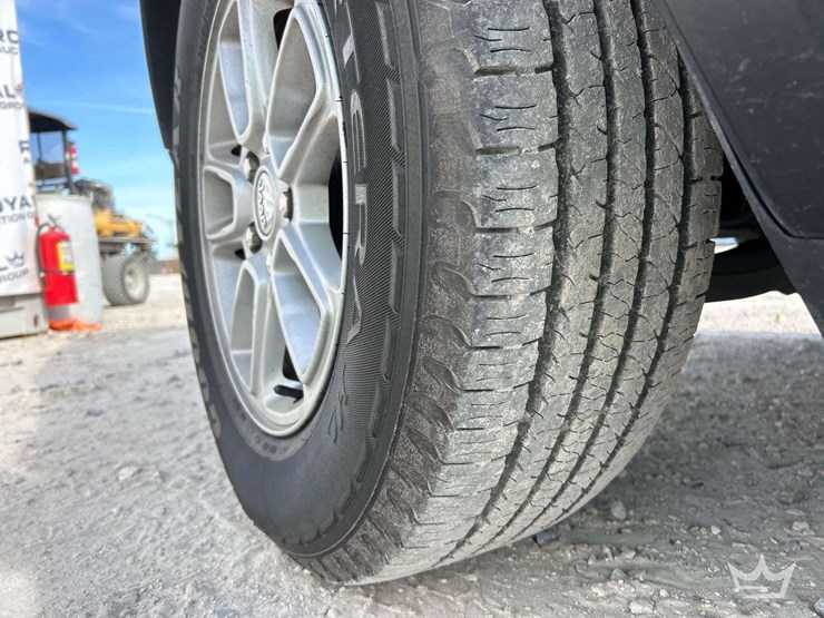 2018-jeep-grand-cherokee-image-25