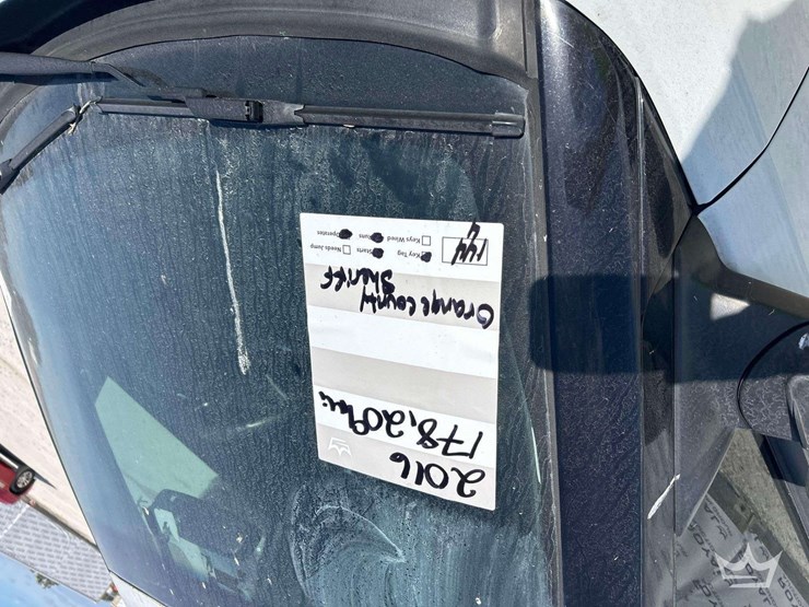 2016-ford-explorer-image-21