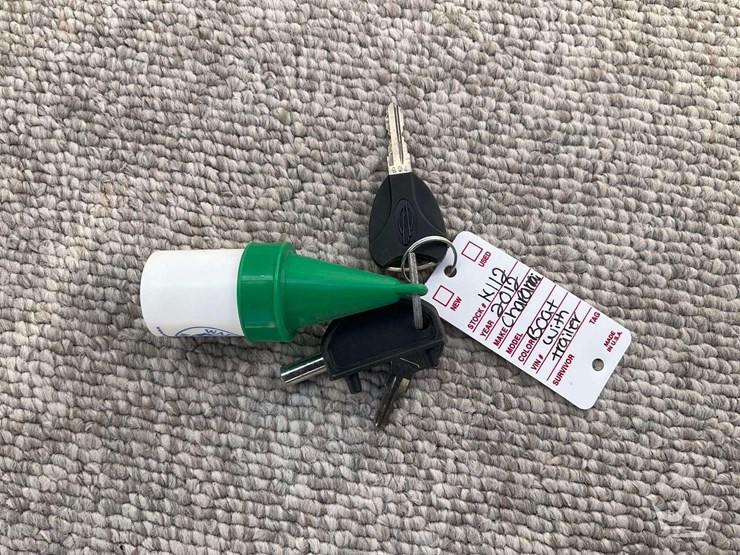 2012-chaparral-sunesta-boat-with-20ft.-t/a-continental-boat-trailer-image-20