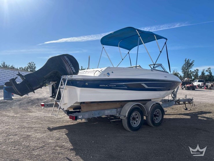 2014-bayliner-180-boat-with-t/a-boat-trailer-image-3