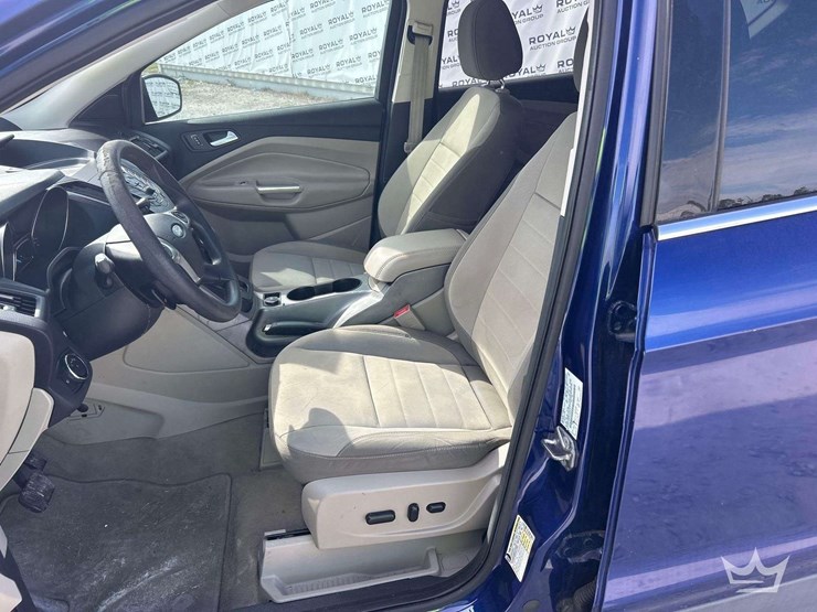 2014-ford-escape-image-13