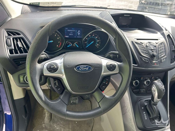 2014-ford-escape-image-11
