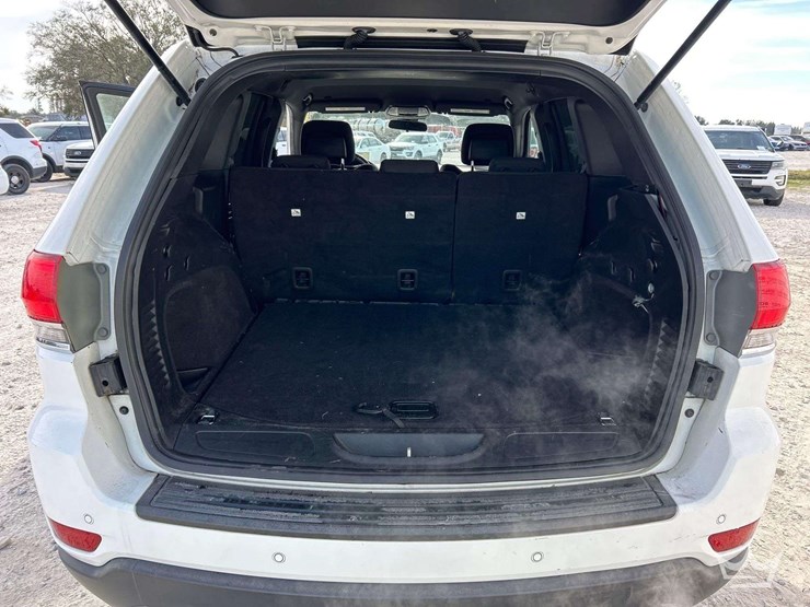 2018-jeep-grand-cherokee-image-21