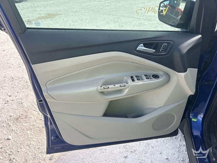 2014-ford-escape-image-14